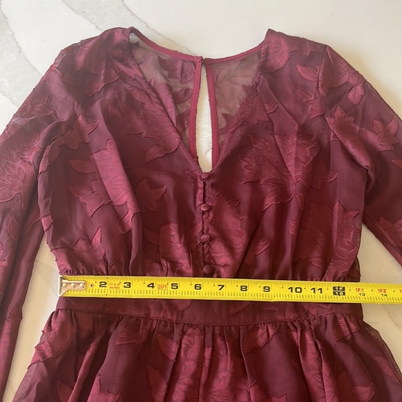 Sugarlips Cabernet Floral Lace Romper S - Picture 7 of 11